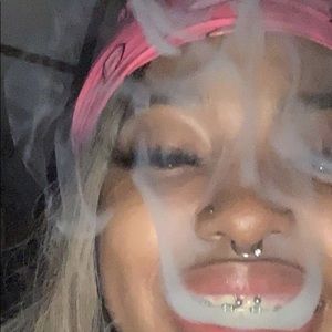 Meet your Posher, Moises